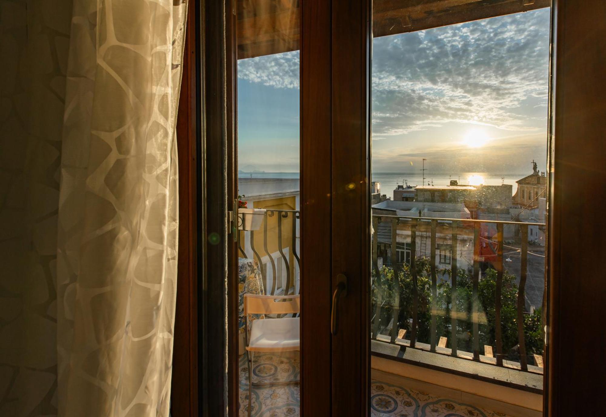 Ad Sidera Apartment Canneto  Exterior photo